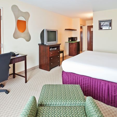 Holiday Inn Express & Suites Chattanooga-Hixson By Ihg Exterior foto