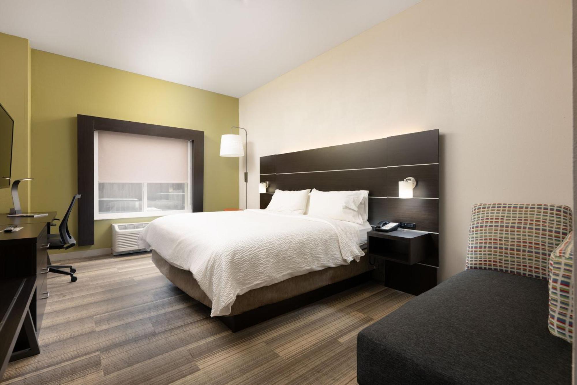 Holiday Inn Express & Suites Chattanooga-Hixson By Ihg Exterior foto