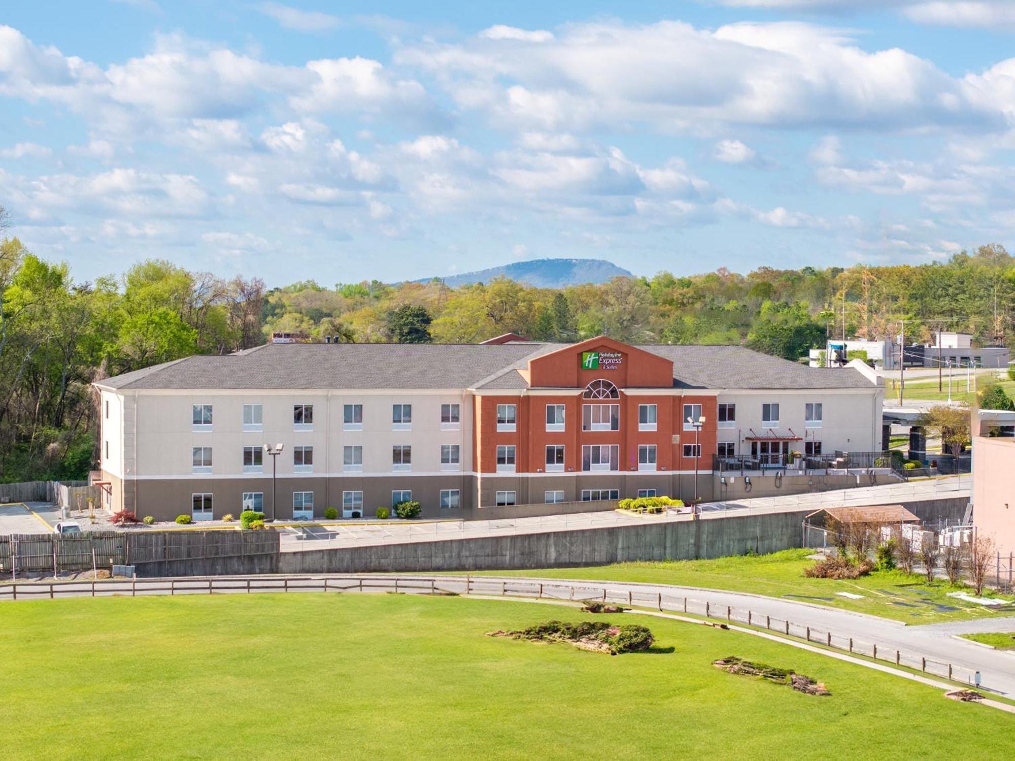 Holiday Inn Express & Suites Chattanooga-Hixson, An Ihg Hotel Exterior foto